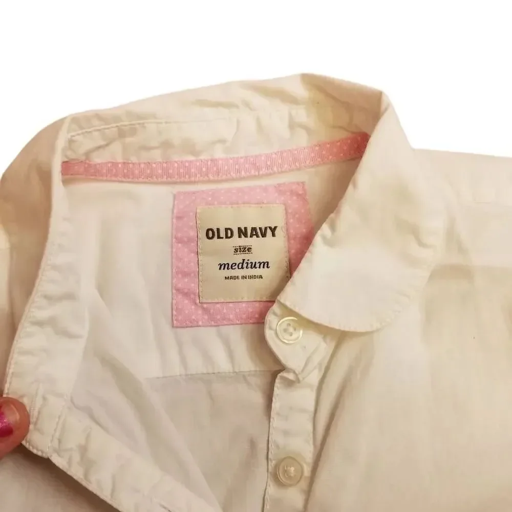 Old Navy uniform shirt M8